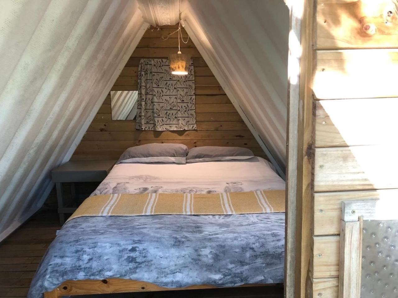The Riverdeck Accommodation And Backpackers Knysna Exterior foto