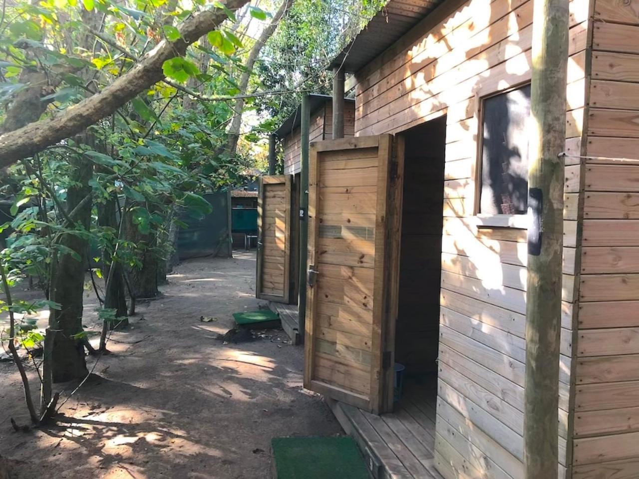 The Riverdeck Accommodation And Backpackers Knysna Exterior foto