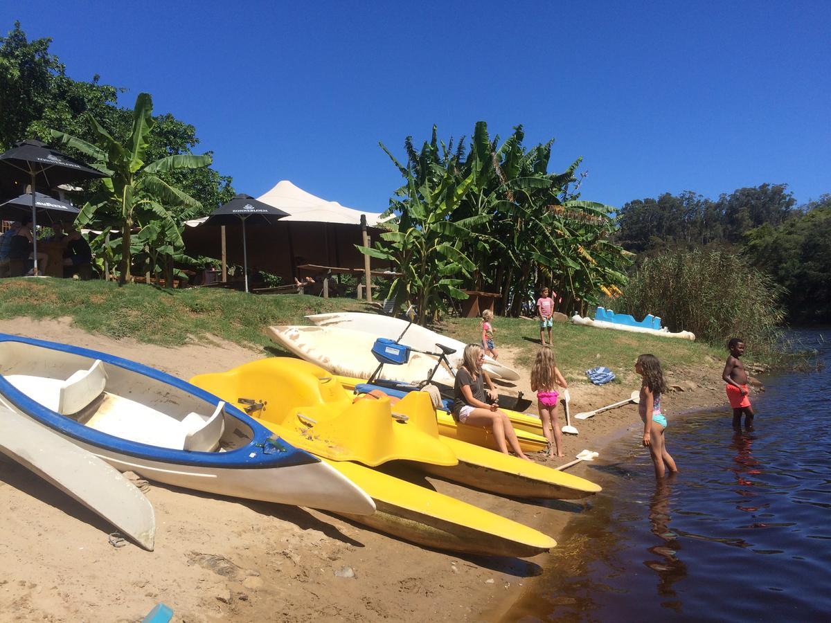 The Riverdeck Accommodation And Backpackers Knysna Exterior foto